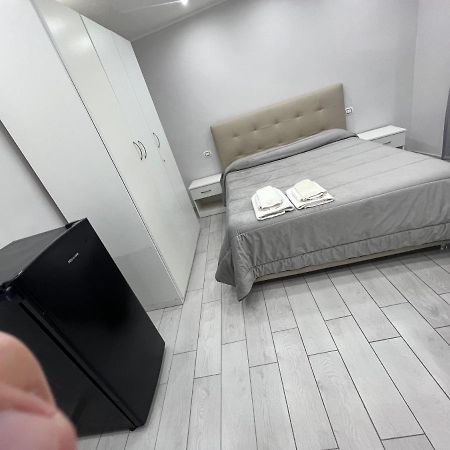 Smart'S House Deluxe Quartieri Spagnoli Неаполь Екстер'єр фото