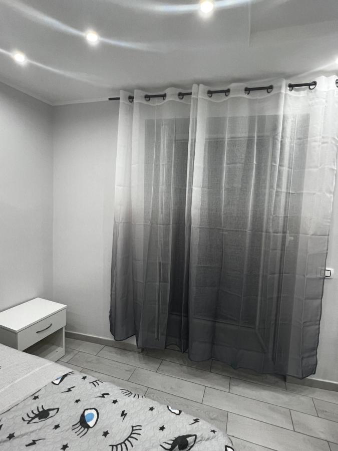 Smart'S House Deluxe Quartieri Spagnoli Неаполь Екстер'єр фото